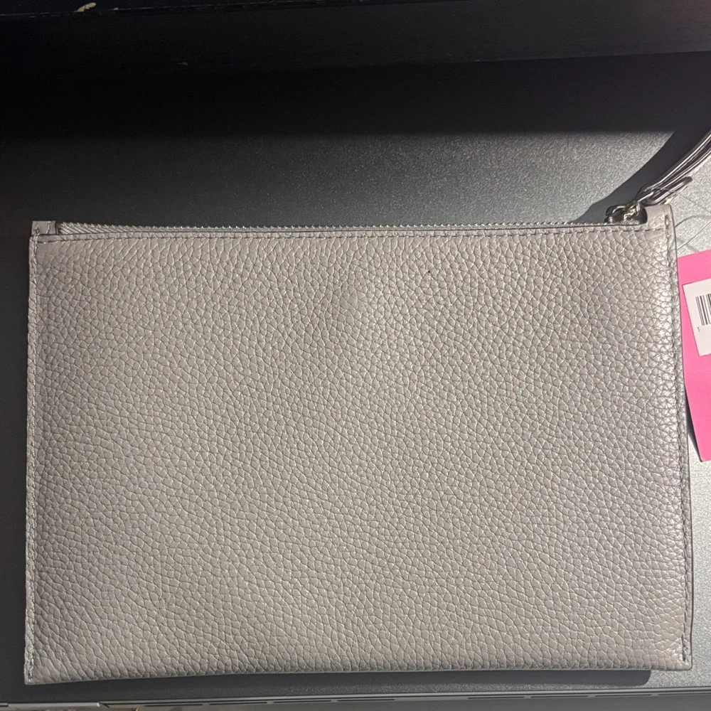 Kate Spade - Picture 2 of 4